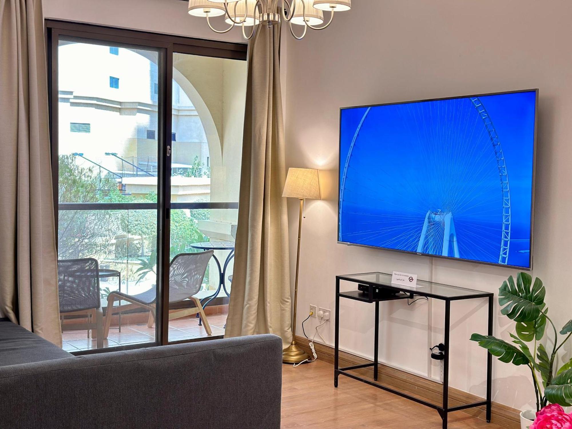 Beautiful 2Br & 4Br Apartments On Jbr Beach, Walking Distance To Bluewaters Island - By Sunkissed Holiday Homes Ντουμπάι Εξωτερικό φωτογραφία